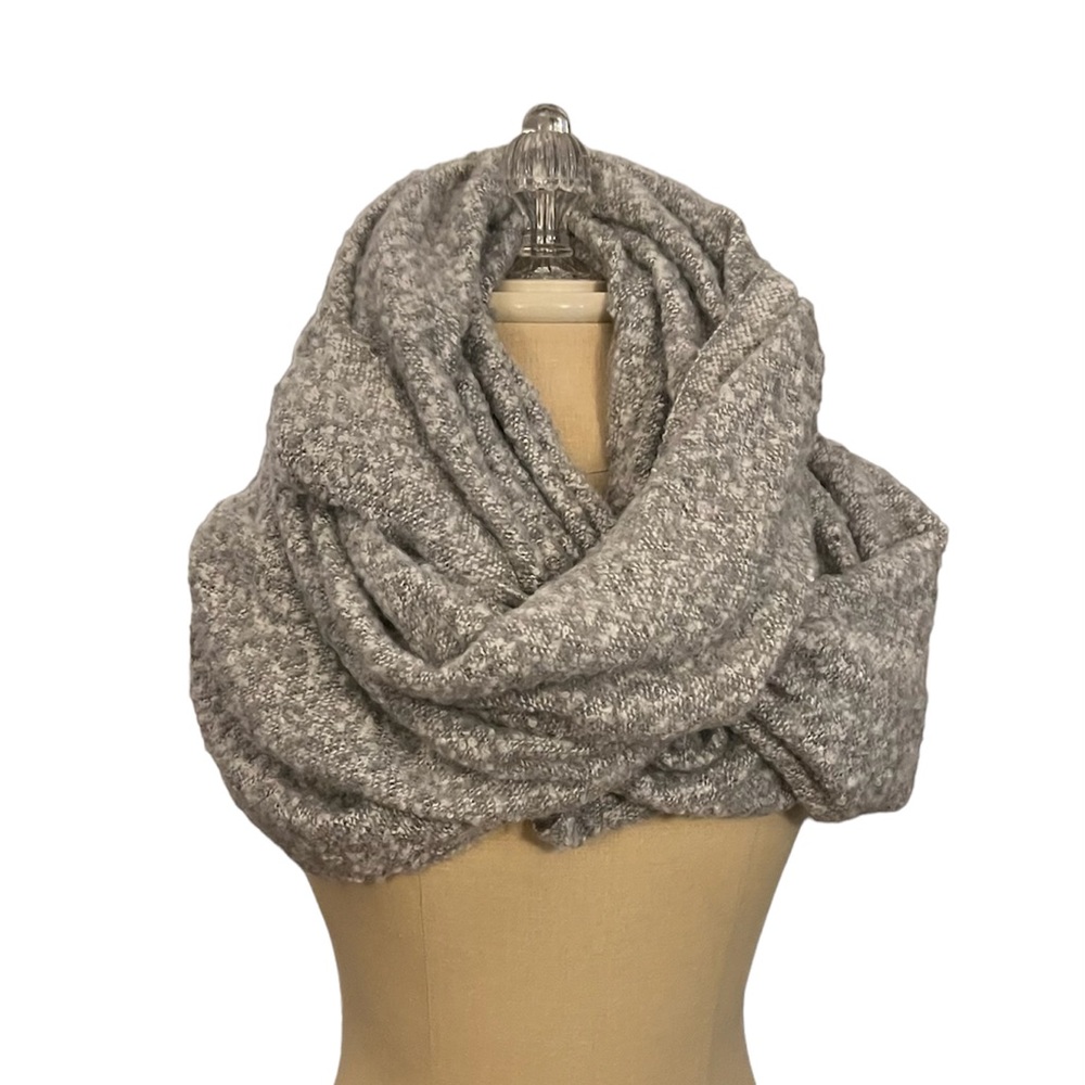 Infinity Textured Scarf